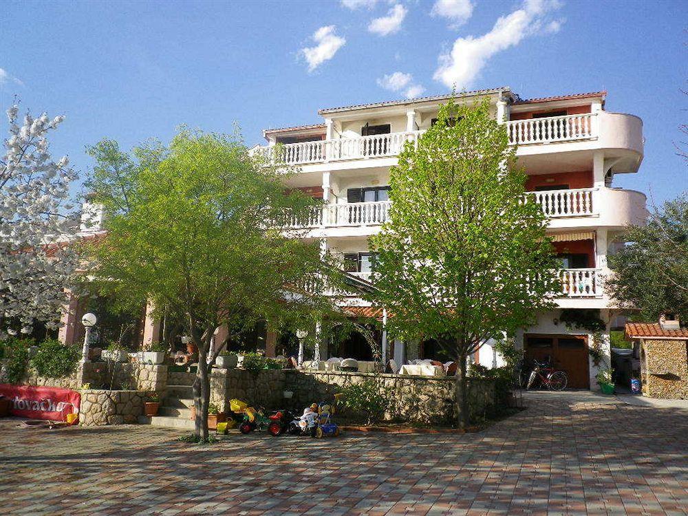 Hotel Pansion Kiko Starigrad Paklenica Exterior foto